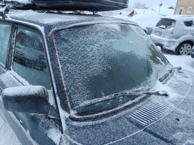 928741-48 Volvo 245 2.3 -1993