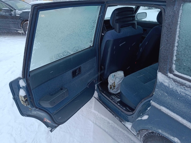 928741-64 Volvo 245 2.3 -1993