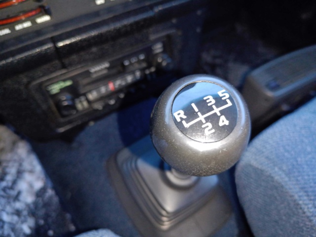 928741-77 Volvo 245 2.3 -1993