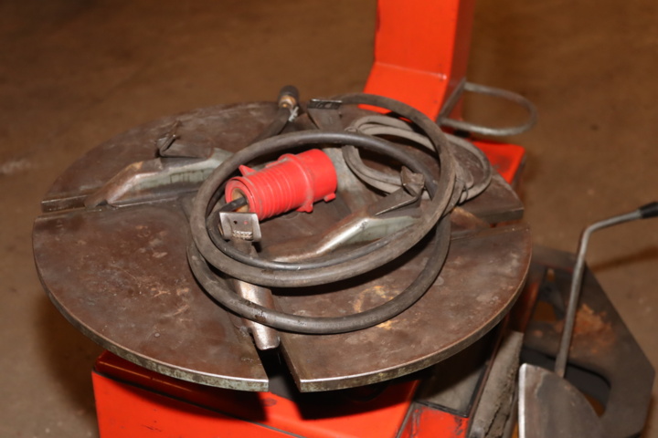 981735-4 Tire inverting machine Sicam BE502