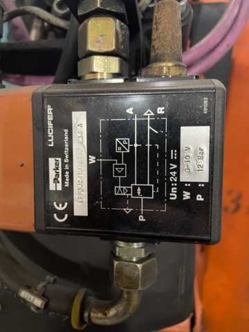 934785-6 KUKA KR200 Industrial robot