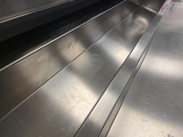 962528-6 Kylbänk med draglådor, kylränna 165x70x87