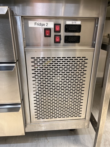 962528-11 Kylbänk med draglådor, kylränna 165x70x87