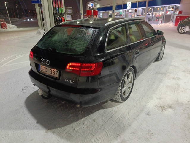 928736-8 Audi A6 Avant 3.0 TDI V6 Quattro -2007