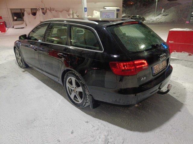 928736-10 Audi A6 Avant 3.0 TDI V6 Quattro -2007