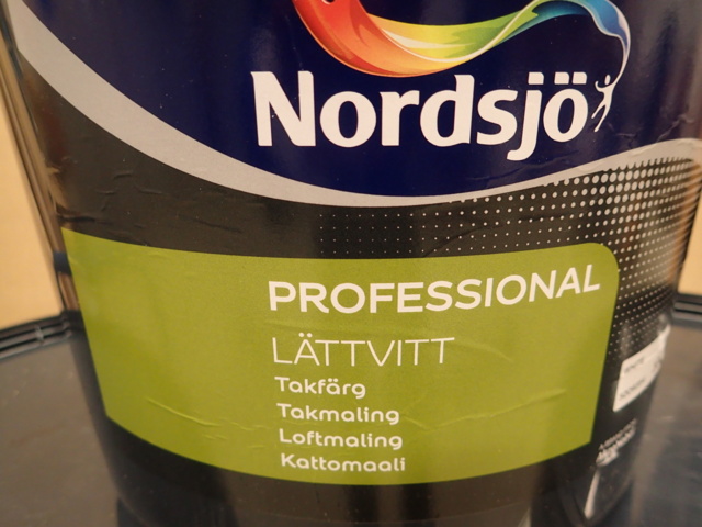 862172-2 Ceiling paint Light white Full matt 30 litres. North Sea