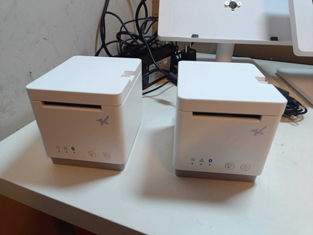 887957-5 Izettle checkout equipment