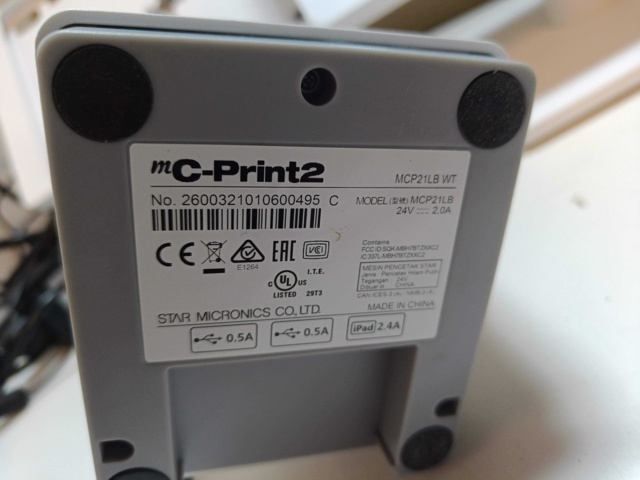 887957-6 Izettle checkout equipment