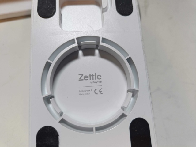 887957-10 Izettle checkout equipment
