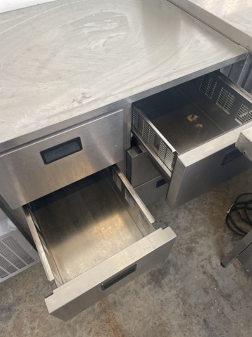 934856-3 Cooling bench