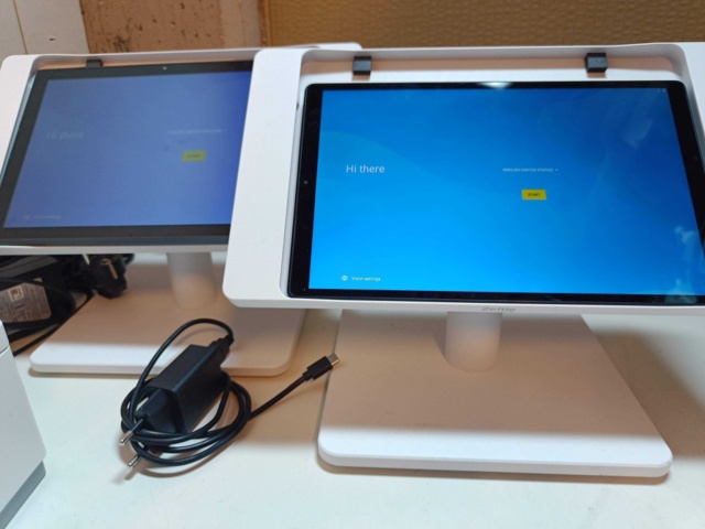 887957-2 Izettle checkout equipment