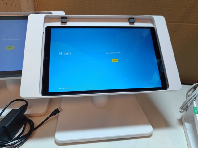 887957-4 Izettle checkout equipment