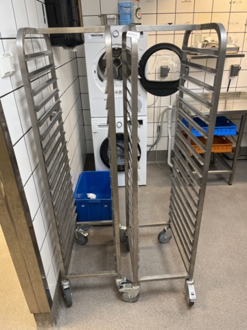 962621-3 2 tray trolleys