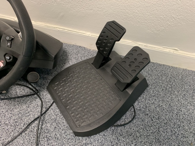 940870-2 Steering wheel and pedals for Playstation Thrustmaster T80 Ferrari 488 GTB