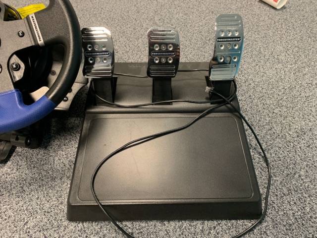 940872-3 Steering wheel and pedals for Playstation Thrustmaster T150