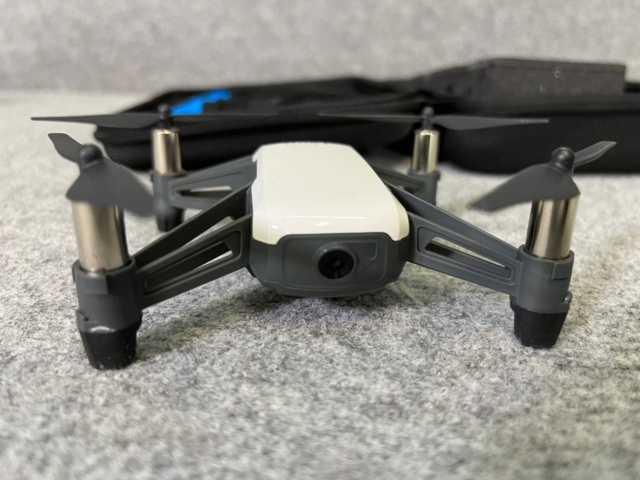 869531-25 Camera kit 'Nikon', Camera housing, lens, flash & accessories + drone