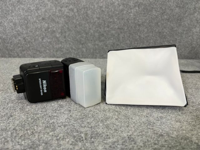 869531-15 Camera kit 'Nikon', Camera housing, lens, flash & accessories + drone