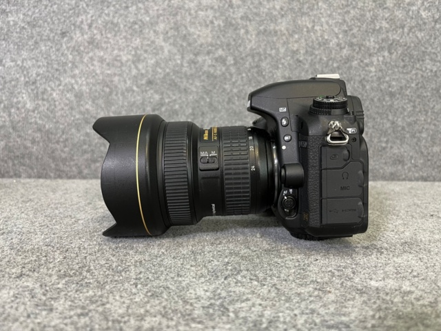 869531-7 Camera kit 'Nikon', Camera housing, lens, flash & accessories + drone