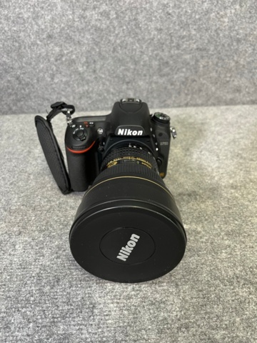 869531-13 Camera kit 'Nikon', Camera housing, lens, flash & accessories + drone