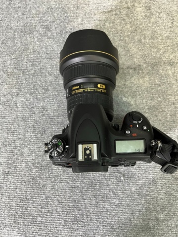 869531-9 Camera kit 'Nikon', Camera housing, lens, flash & accessories + drone