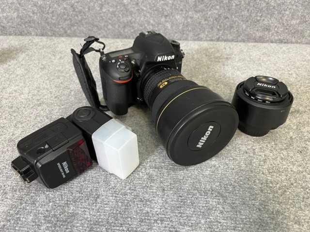 869531-14 Camera kit 'Nikon', Camera housing, lens, flash & accessories + drone