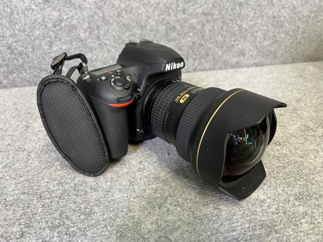 869531-4 Camera kit 'Nikon', Camera housing, lens, flash & accessories + drone