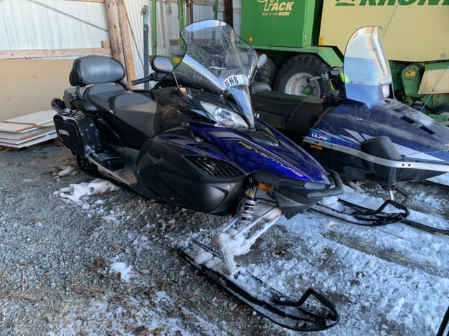 Snowmobile Yamaha RS Venture GT -2013 - PS Auction - We value the ...
