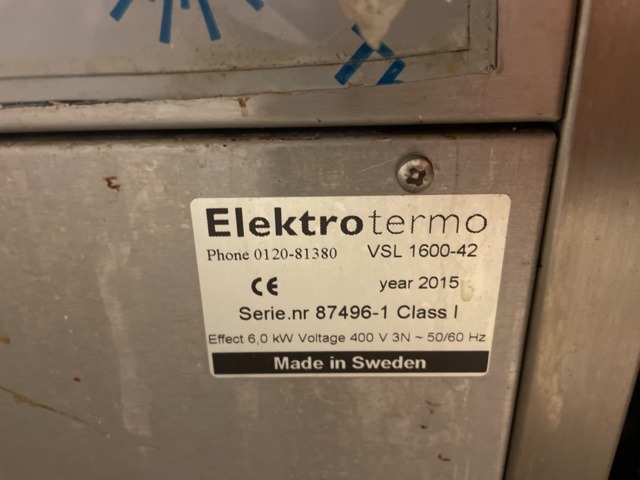 982312-8 Heating bath with heating cabinet