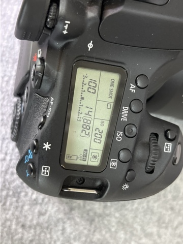 921472-13 Kamera med tillbehör, Canon Eos 80D