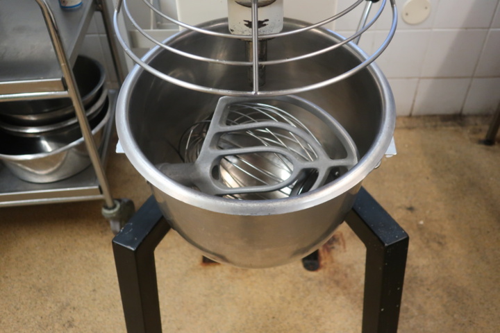 954291-5 Dough mixer, Viking, with meat grinder attachment