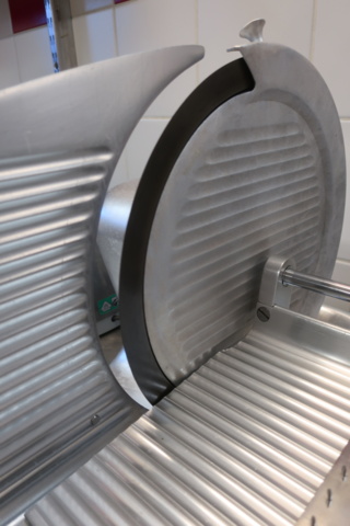 954294-4 Cutting machine, Bizerba Tripas