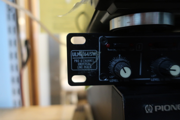 954342-3 Line mixer, Tuner, CD changer and printer