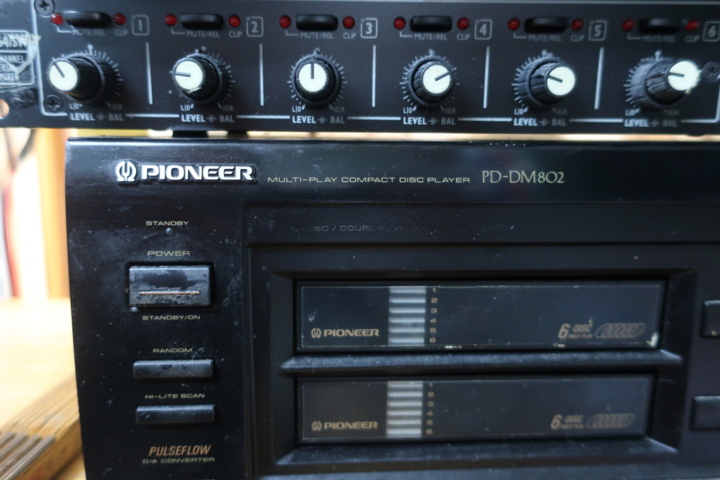 954342-4 Line mixer, Tuner, CD changer and printer