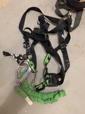 940897-5 Fall protection equipment