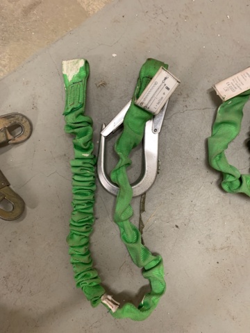 940897-9 Fall protection equipment