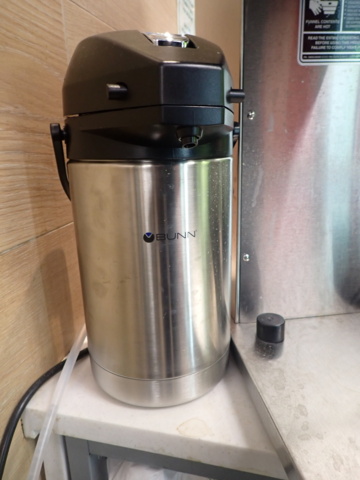 983188-4 Coffee machine and dispenser, Bunn