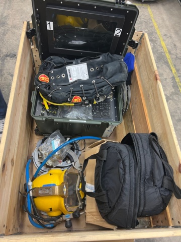 931811-3 Heavy diving system with helmets, surface panel, tubes, vests, hose etc
