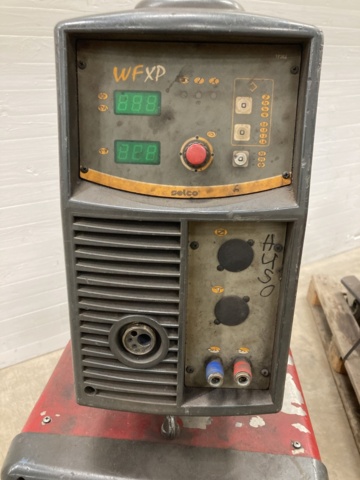 983074-3 Welding Selco Unistep 412 with feeder Selco WF106 inc a spare parts machine