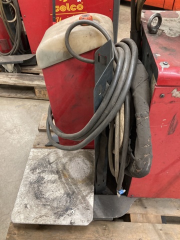 983074-7 Welding Selco Unistep 412 with feeder Selco WF106 inc a spare parts machine