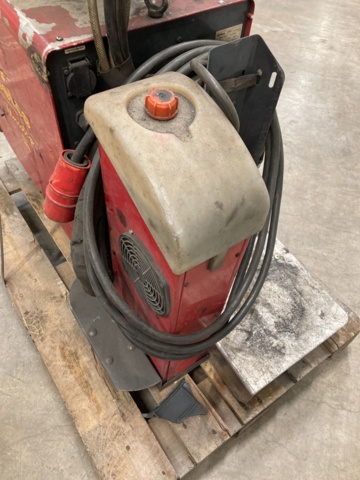 983074-9 Welding Selco Unistep 412 with feeder Selco WF106 inc a spare parts machine