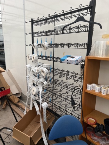 982509-2 Workbench with shelf, chairs and more