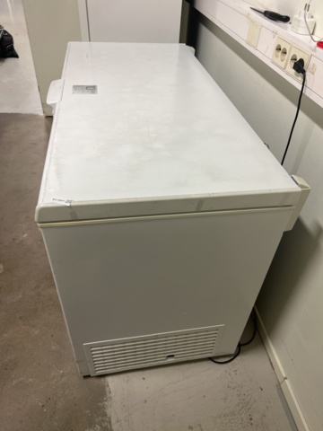 814880-3 Freezer box Whirlpool