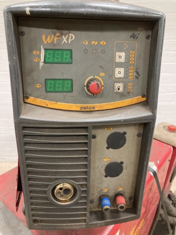 983077-12 Welding Selco Unistep 412 with feeder Selco WF106 inc a spare parts machine