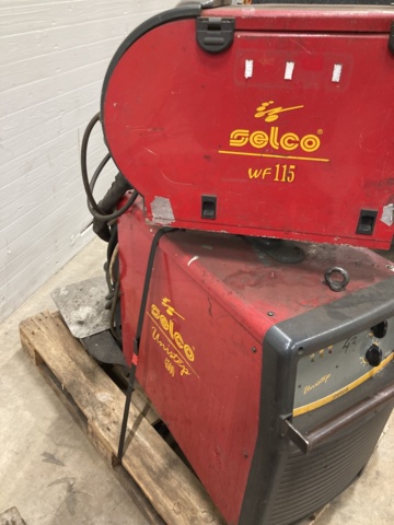 983077-15 Welding Selco Unistep 412 with feeder Selco WF106 inc a spare parts machine