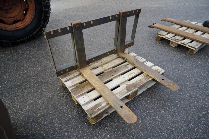 983700-47 Tractor Bolinder-Munktell VOLVO-BM T 650, 1974