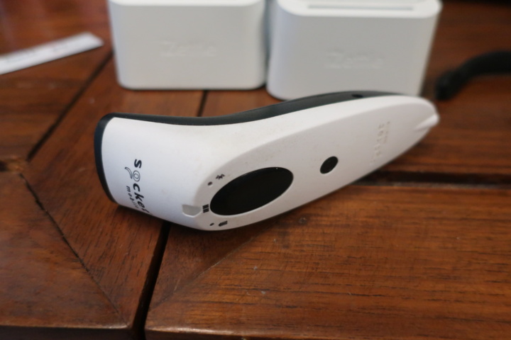 954360-6 2 card readers, iZettle and barcode reader