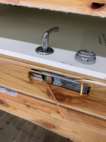 983709-3 Lot with doors