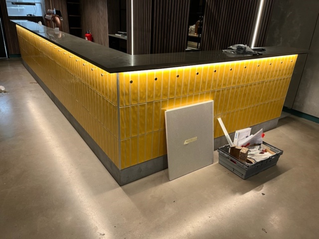 984055-2 Bar counter, L-shaped