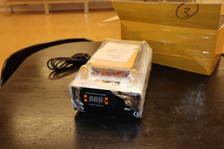 930737-1 Triangle Vacuum LCD Separator