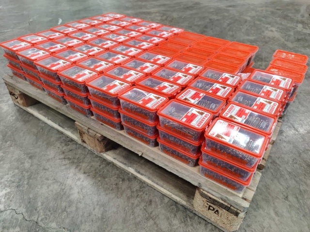 984521-2 Approx. 44,000 pcs. Grabber strip and floor screw 4.0x61 mm